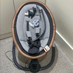 Maxi Cosi Gray Baby Rocker